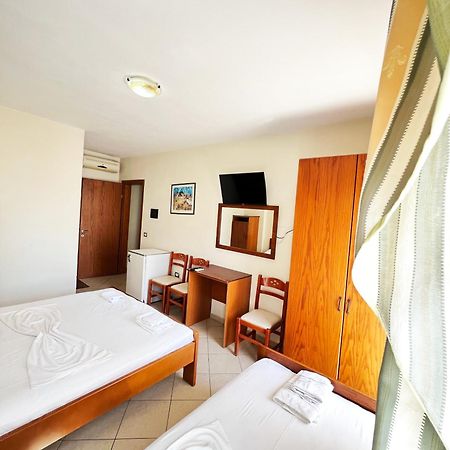 Hotel Veli Saranda Kültér fotó