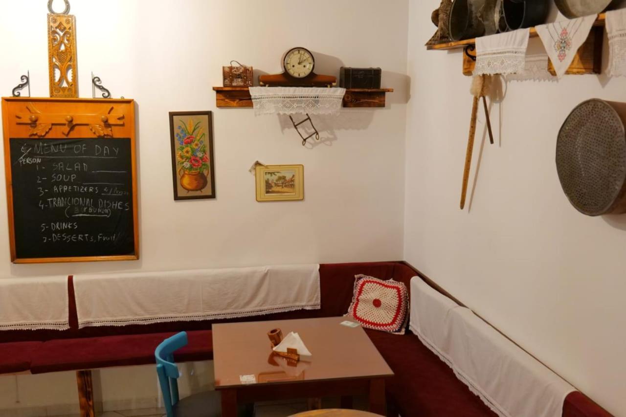 Hotel Veli Saranda Kültér fotó