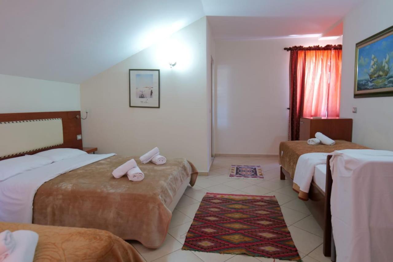 Hotel Veli Saranda Kültér fotó