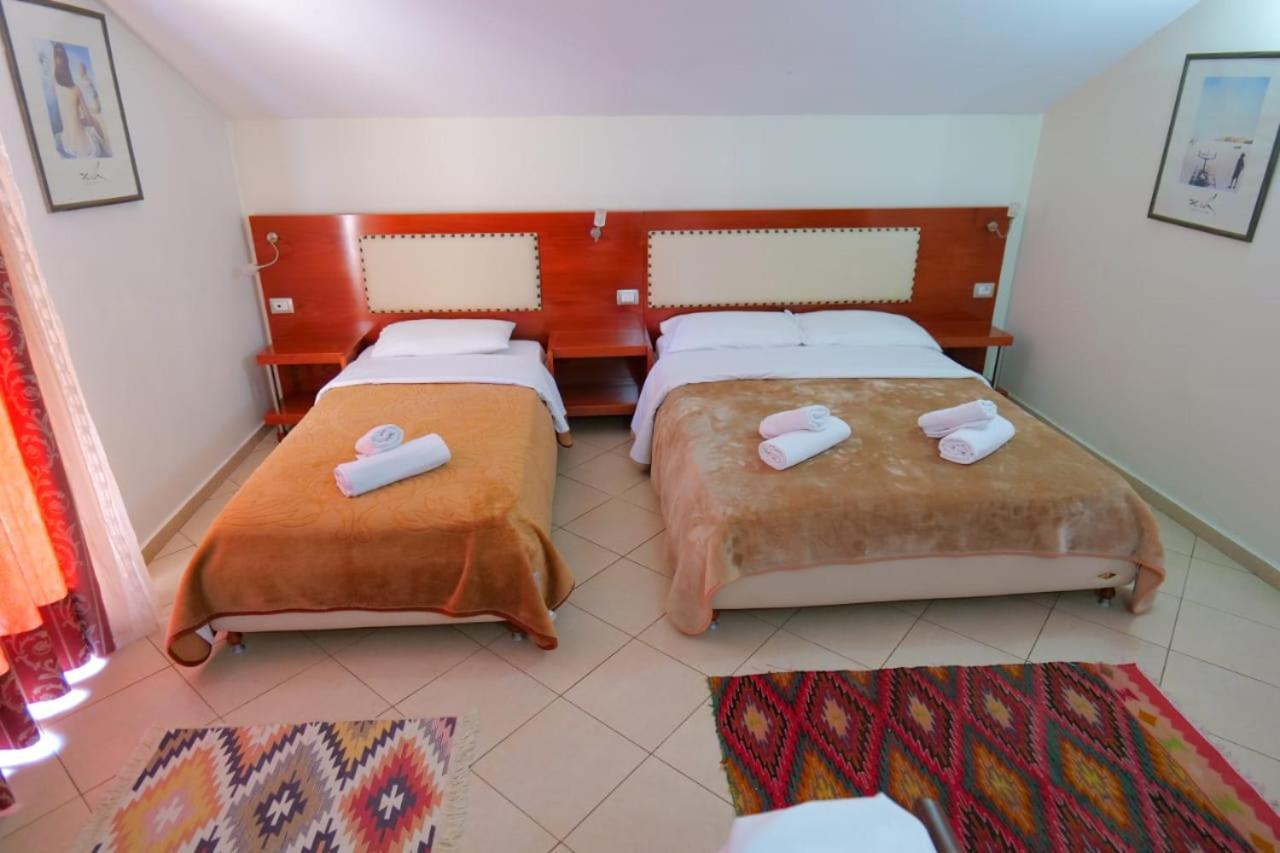 Hotel Veli Saranda Kültér fotó