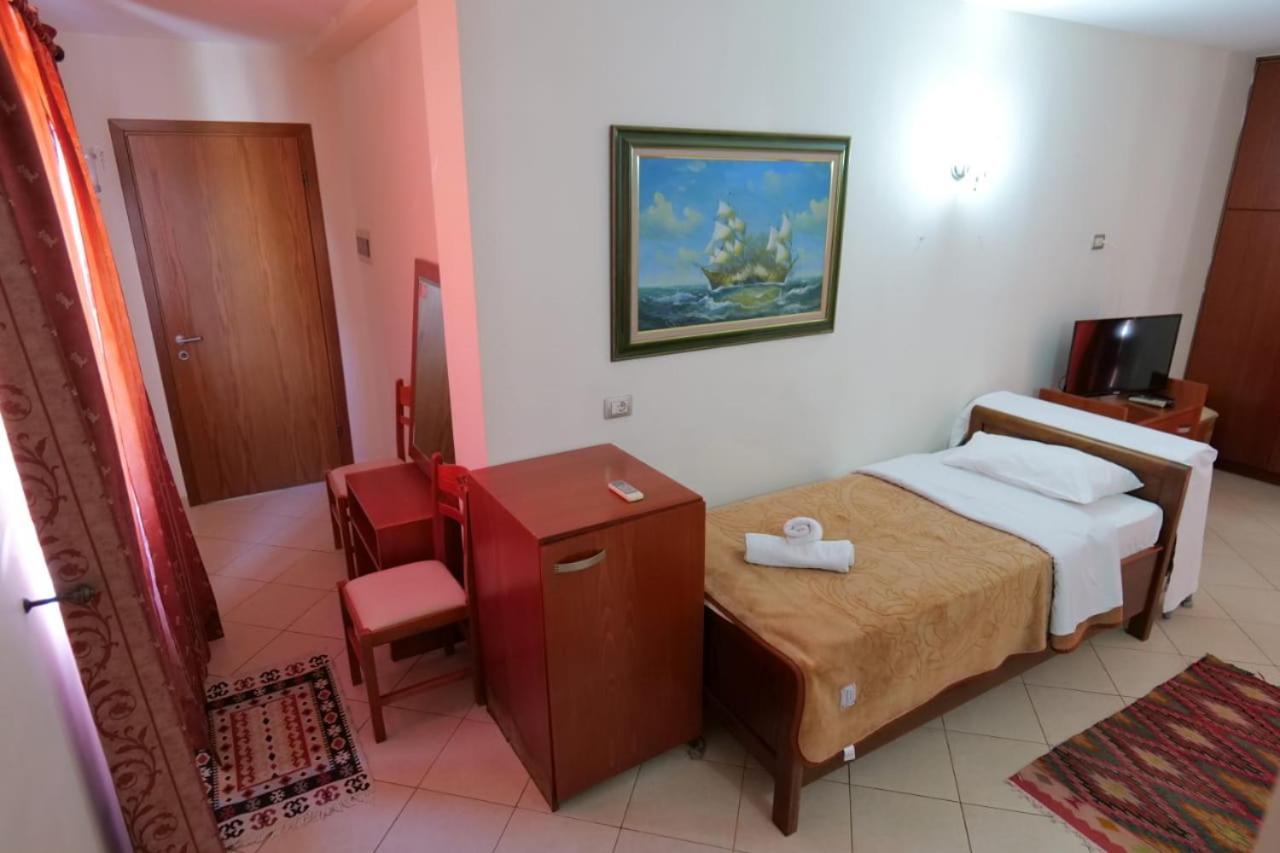Hotel Veli Saranda Kültér fotó