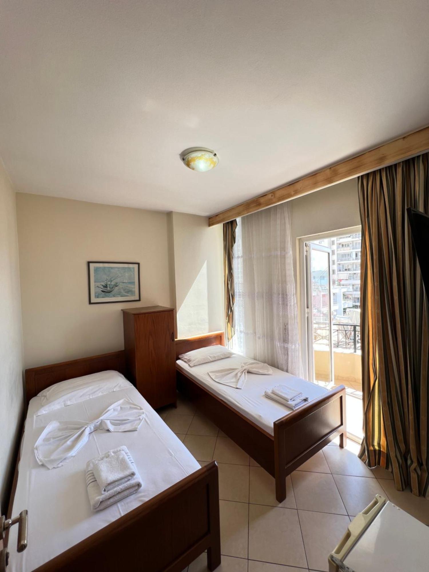 Hotel Veli Saranda Kültér fotó