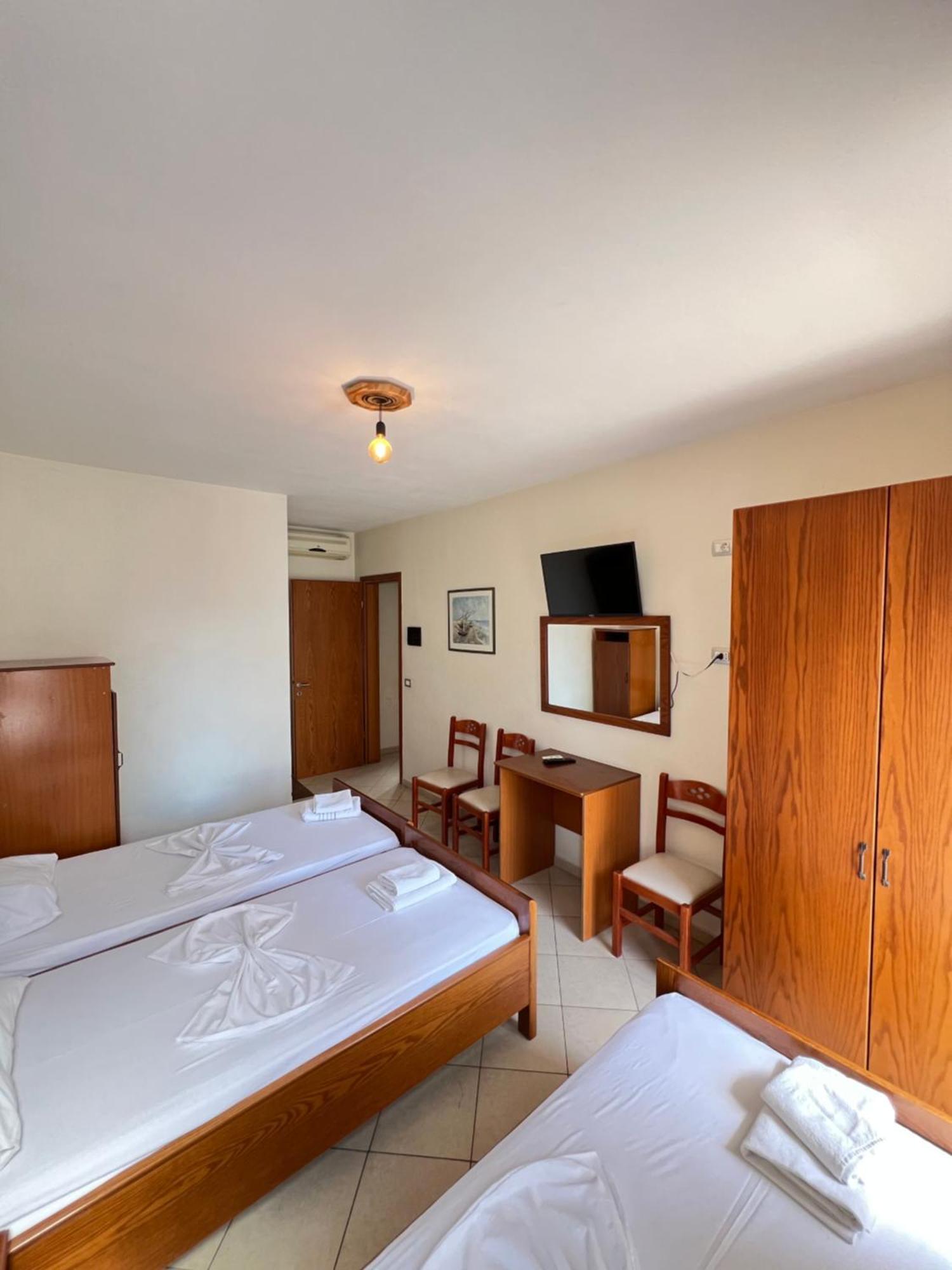 Hotel Veli Saranda Kültér fotó