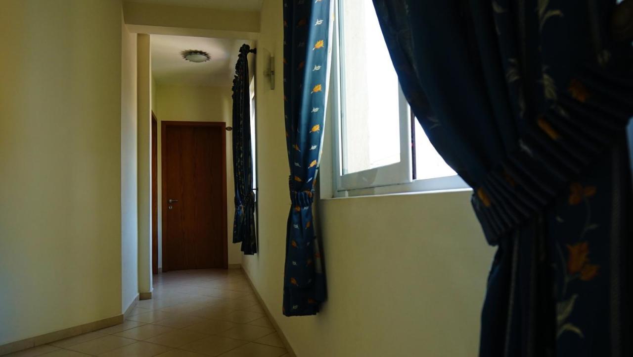 Hotel Veli Saranda Kültér fotó