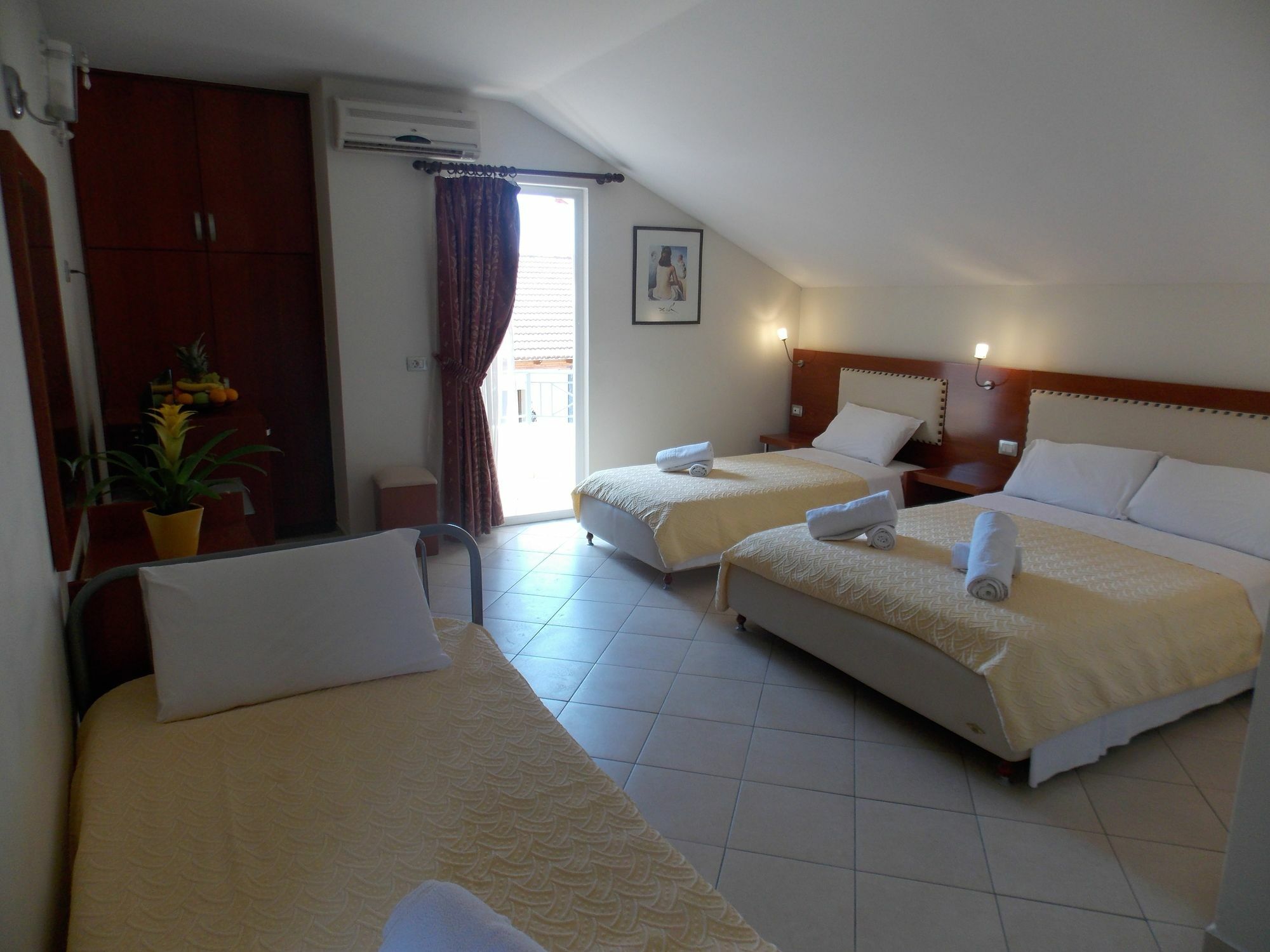Hotel Veli Saranda Kültér fotó